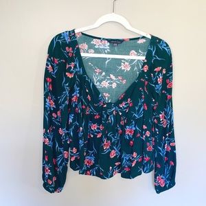 American Eagle Cropped Blouse